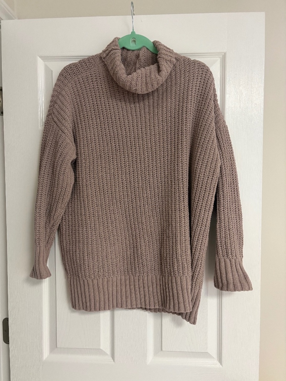 Aerie knit sweater